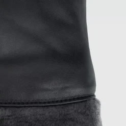 Aquatalia Classic Cuff Glove Black Best