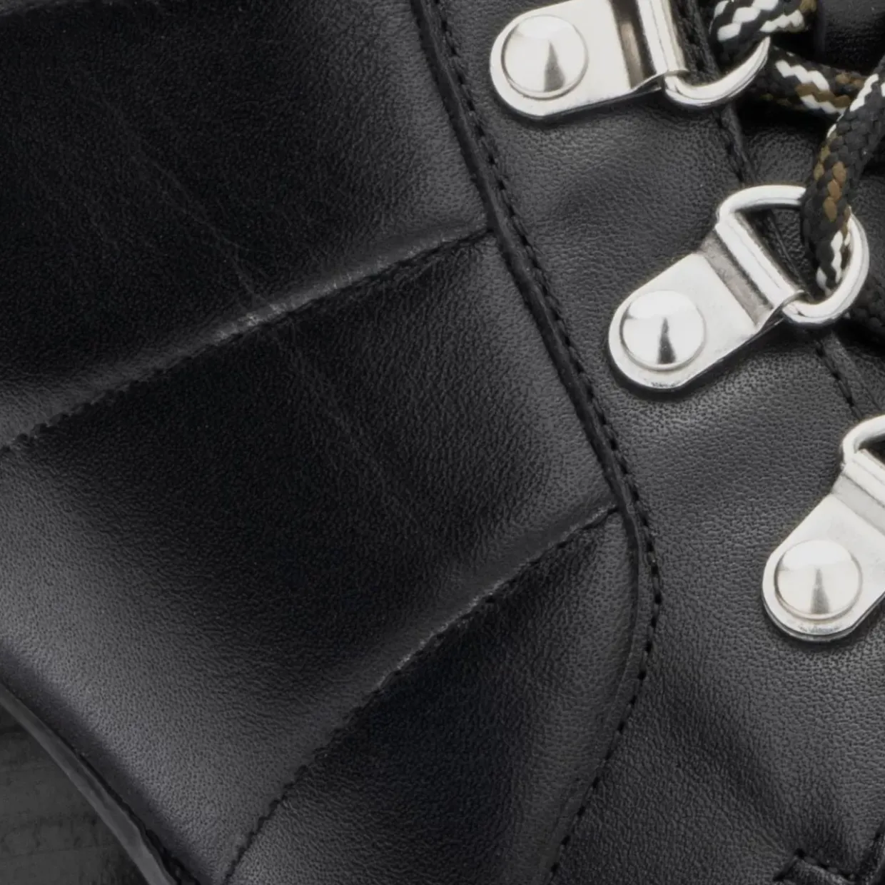 Aquatalia Ivanya Black