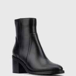 Aquatalia Janella Black Best