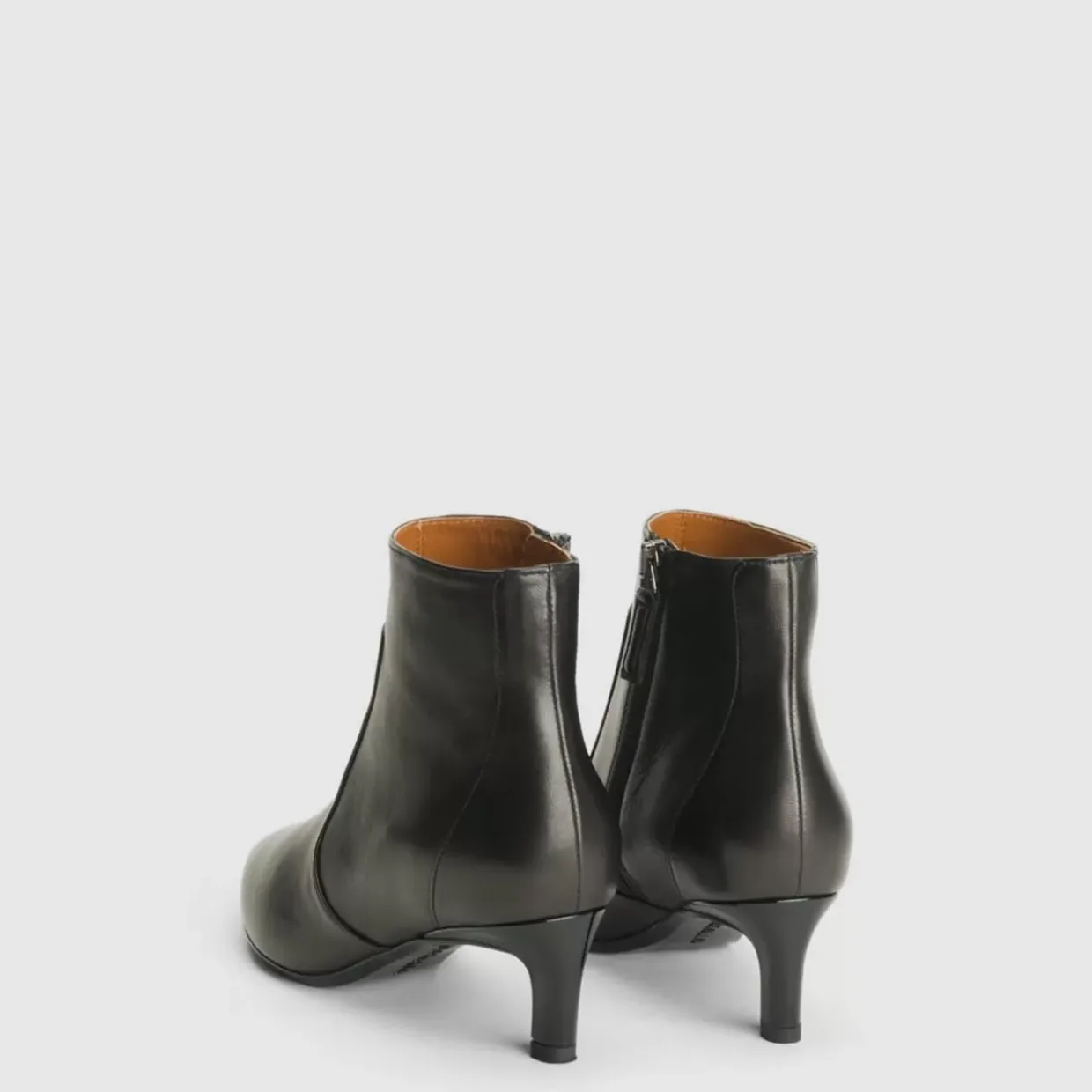 Aquatalia Marilisa Aq24/7 Black Discount