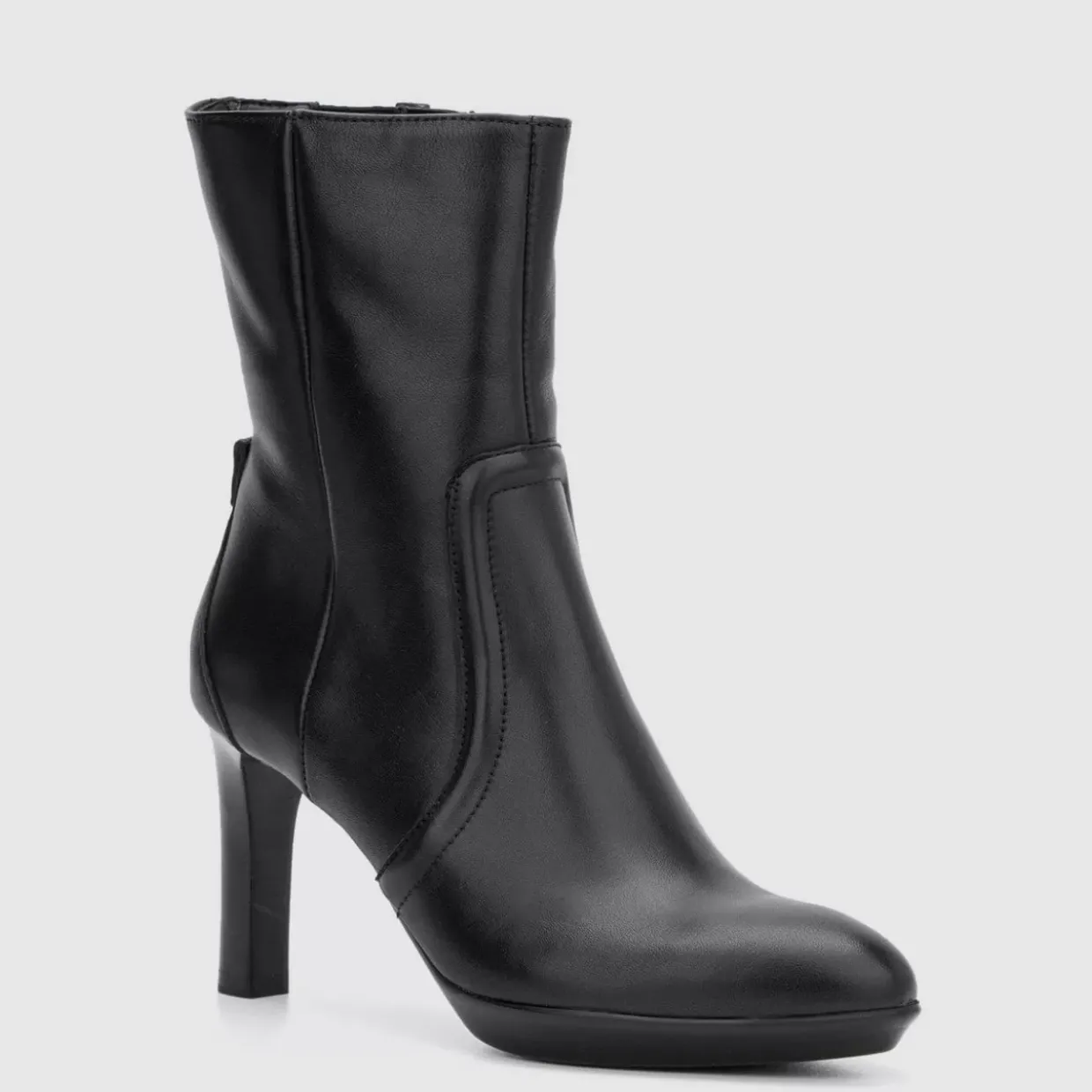 Aquatalia Renisa Black New