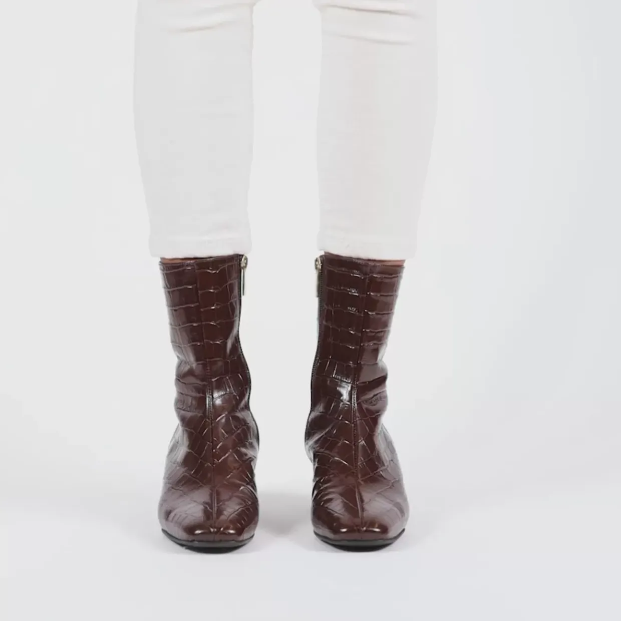 Aquatalia Selini Dark Brown Hot