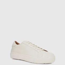 Aquatalia Vic Ice Discount
